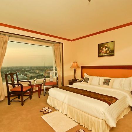 Champasak Grand Hotel Pakse Exterior foto