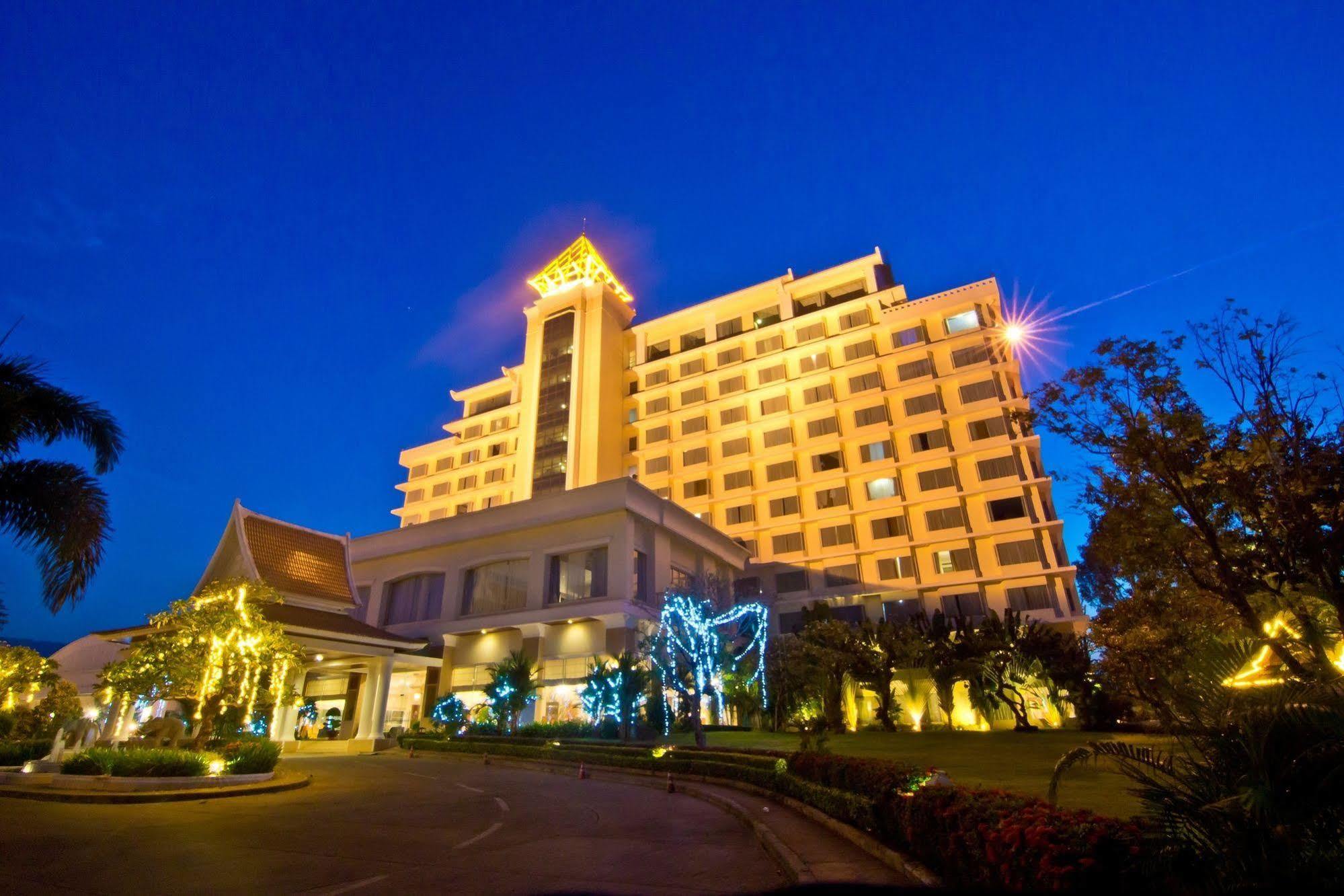 Champasak Grand Hotel Pakse Exterior foto